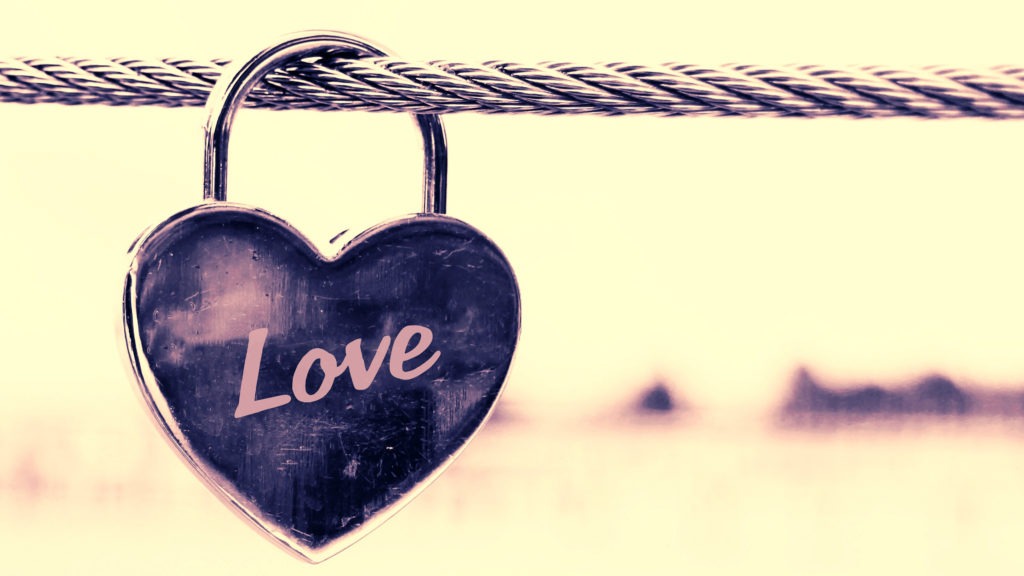 Download Love Heart Lock HD Wallpaper