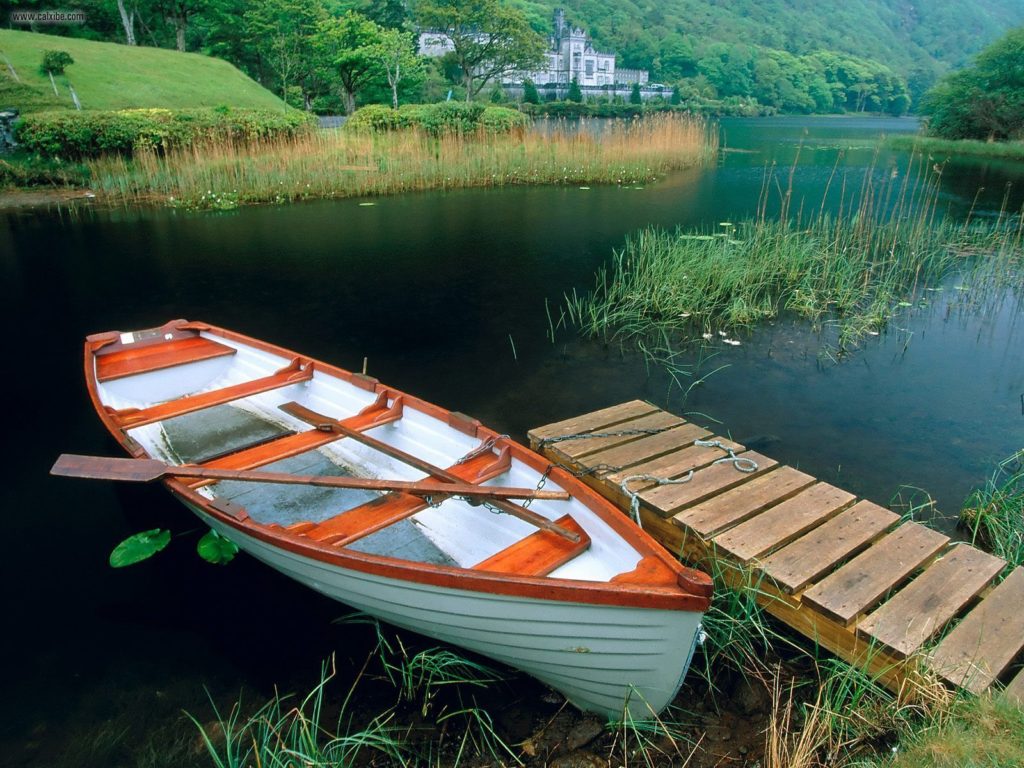 HD Wallpaper of Wooden Boat